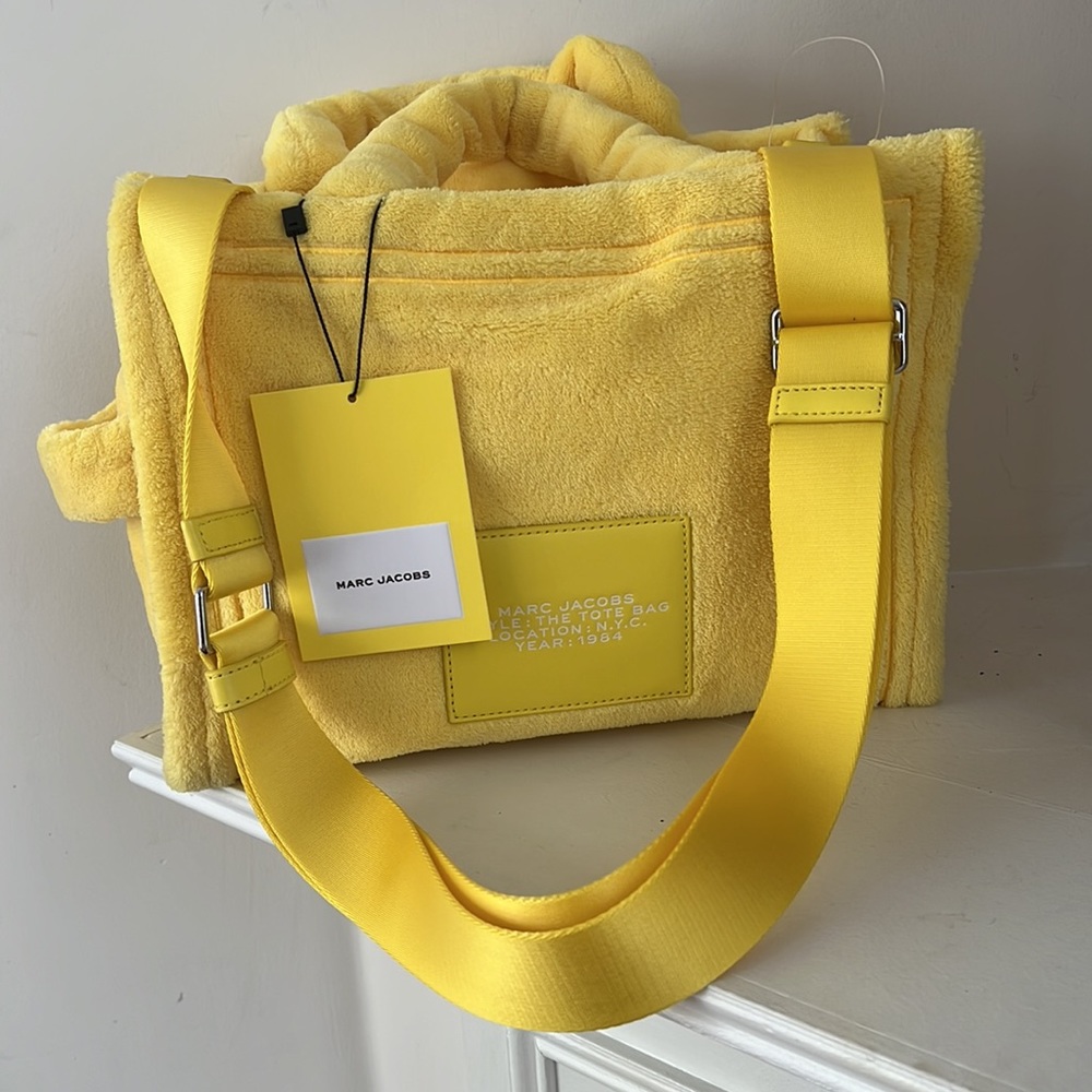 Marc Jacob the tote bag🔥🔥🔥🔥 - Picture 4 of 5